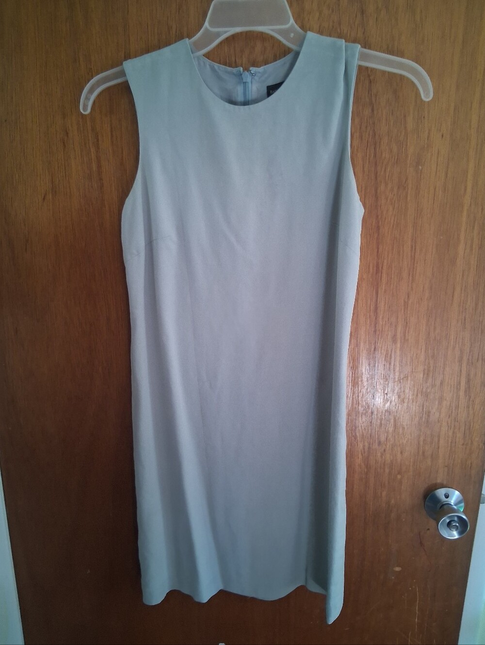 Sleeveless Light Gray Shift Dress - Classic Minimal Style